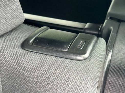 Used 2023 Toyota RAV4 AWD Hybrid image 25