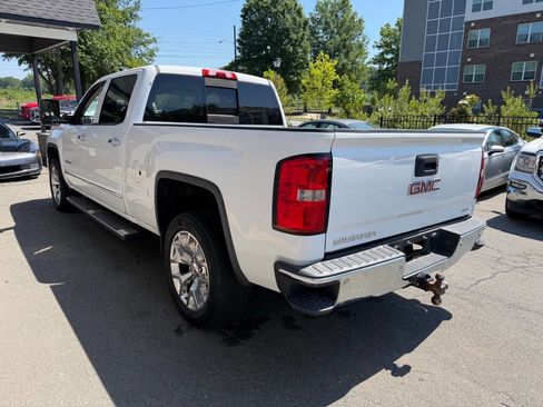 Used 2015 GMC Sierra 1500 SLT w/ SLT Crew Cab Value Package AWD/4WD image 4