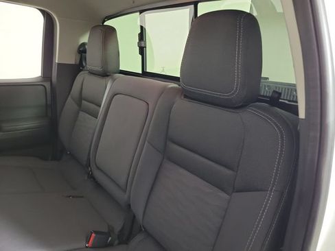 Used 2024 Nissan Frontier SV RWD image 13