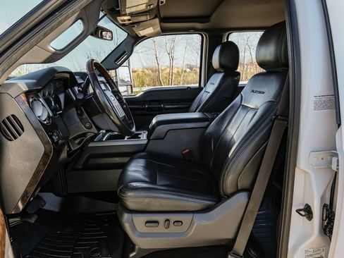 Used 2014 Ford F350 Platinum image 4