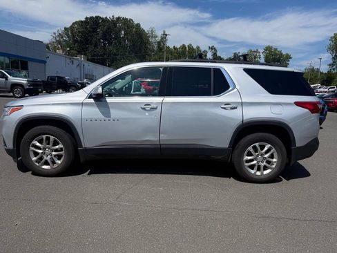Used 2020 Chevrolet Traverse LT AWD/4WD image 4