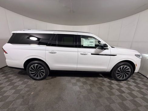 New 2025 Lincoln Navigator L Black Label image 6