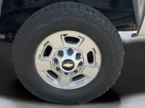 Used 2012 Chevrolet Silverado 2500 LT w/ Snow Plow Prep Package image 19