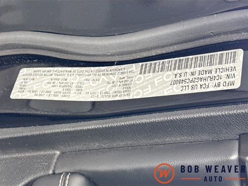 Used 2023 Jeep Grand Cherokee Laredo image 33