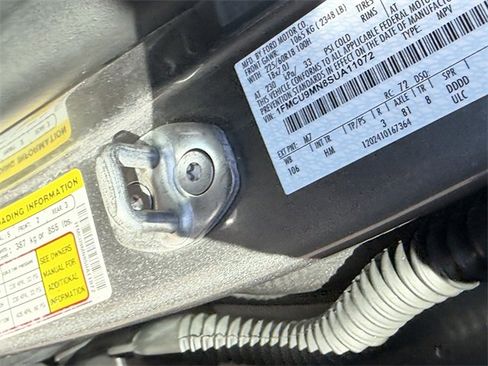 Used 2025 Ford Escape ST-Line image 25