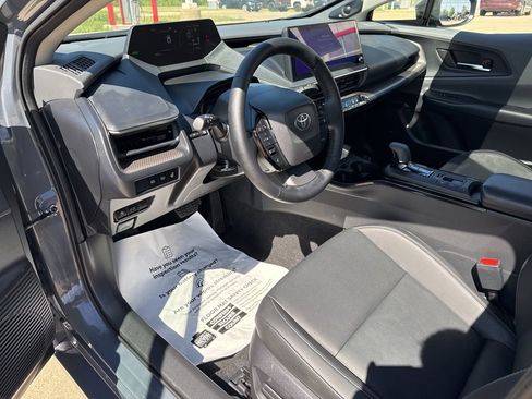 Used 2024 Toyota Prius Limited w/ Limited Premium Package AWD/4WD image 8