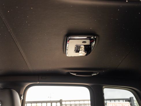 New 2027 Rolls-Royce Cullinan Black Badge AWD/4WD image 34