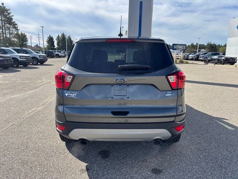 Used 2019 Ford Escape SE AWD/4WD image 4