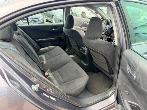 Used 2013 Honda Accord EX image 17