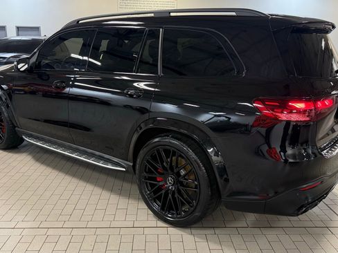 Used 2024 Mercedes-Benz GLS 63 AMG 4MATIC image 19