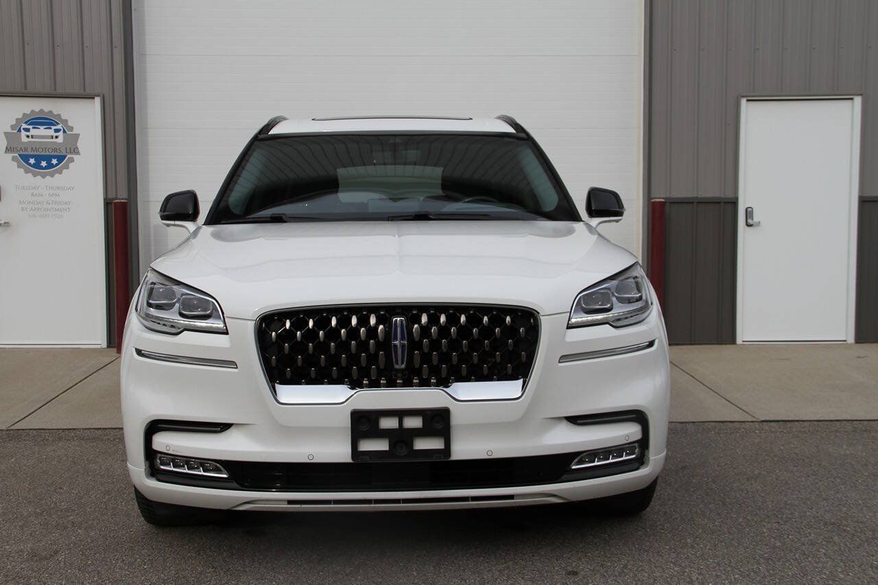 Used 2020 Lincoln Aviator Grand Touring w/ Equipment Group 302A AWD/4WD image 2