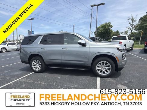 Used 2025 Chevrolet Tahoe Premier AWD/4WD image 2