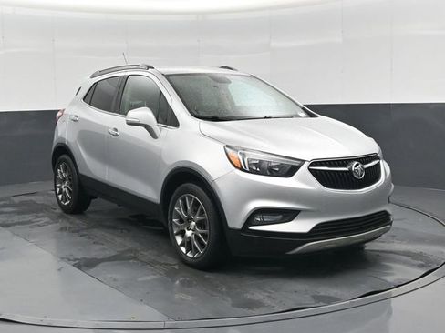 Used 2019 Buick Encore Sport Touring FWD image 1
