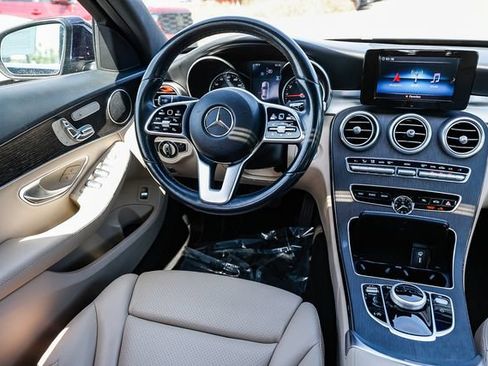 Used 2019 Mercedes-Benz C 300 Sedan image 17