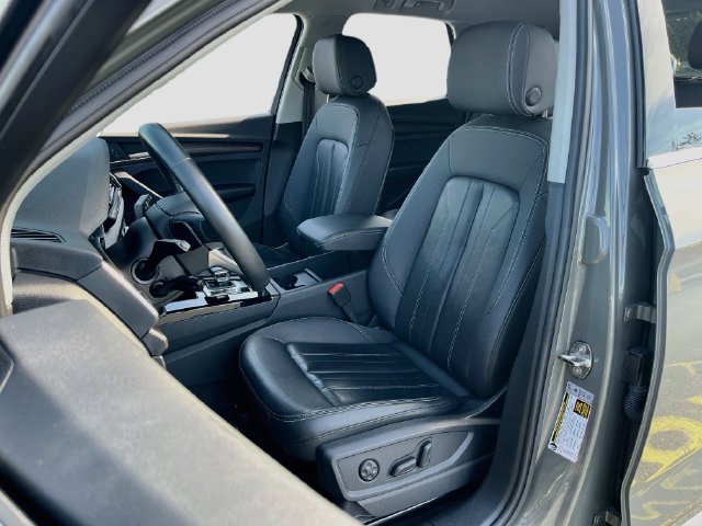 Used 2023 Audi Q5 2.0T Premium w/ Convenience Package AWD/4WD image 21