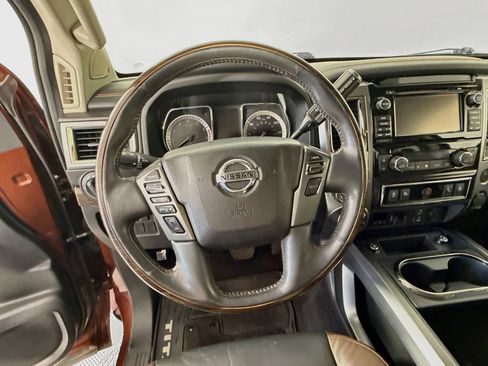 Used 2017 Nissan Titan Platinum Reserve w/ Off-Road Package AWD/4WD image 12