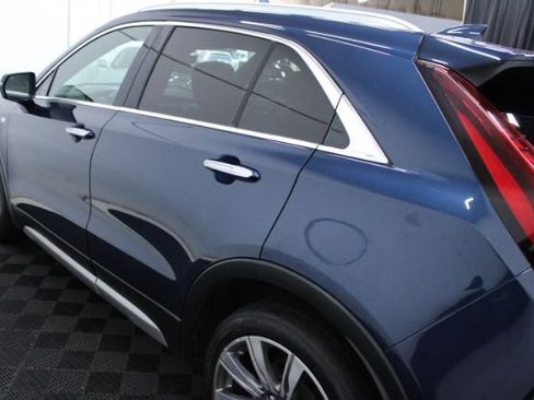 Used 2019 Cadillac XT4 Premium Luxury image 9