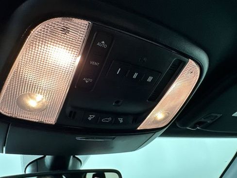 Certified 2022 Dodge Durango R/T w/ Blacktop Package image 34