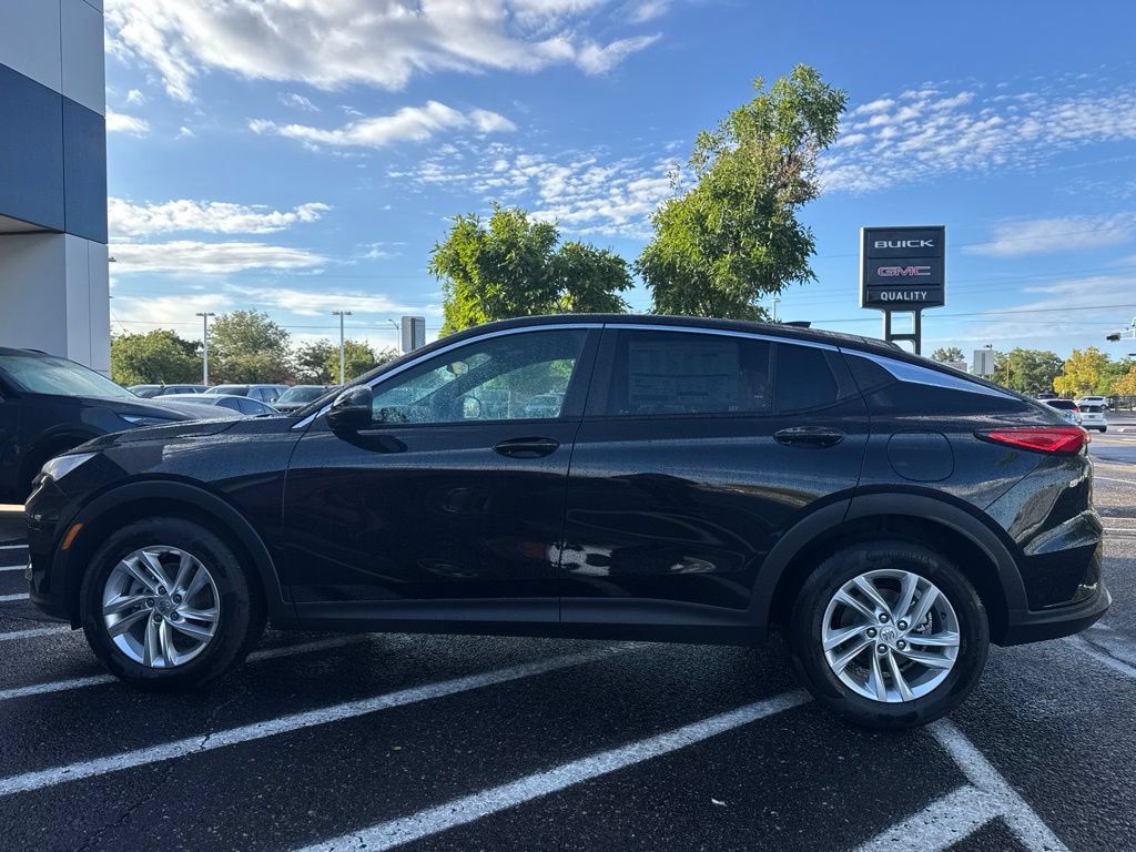 New 2026 Buick Envista Sport Touring w/ Convenience II Package FWD image 5