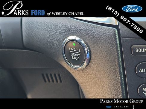 Certified 2018 Ford Edge Titanium w/ Technology Package image 25