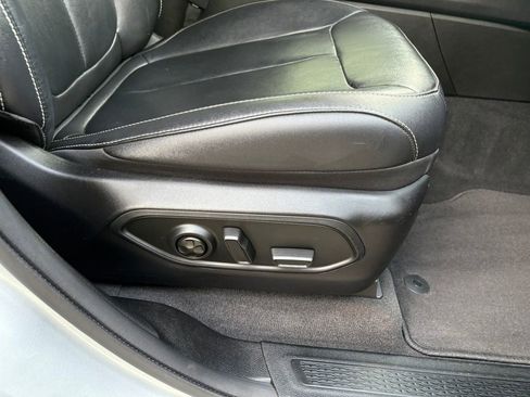 Used 2022 Jeep Grand Cherokee L Limited image 23