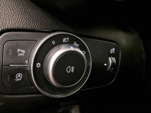 Used 2018 Alfa Romeo Giulia Ti image 32