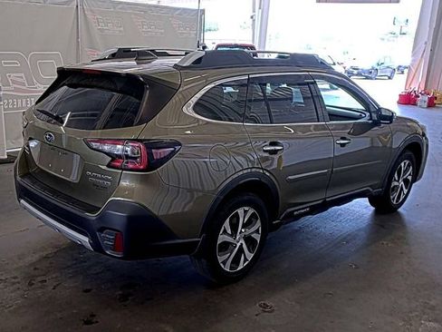 Used 2021 Subaru Outback Touring XT AWD/4WD image 4