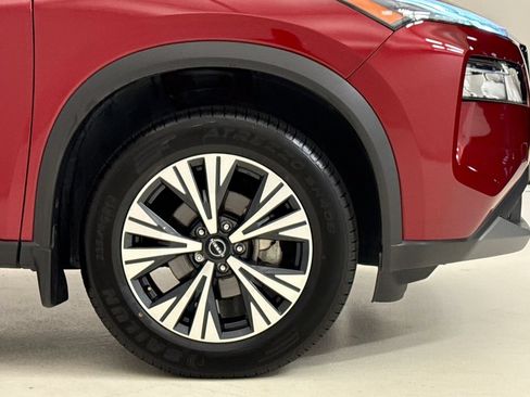 Used 2023 Nissan Rogue SV w/ SV Premium B Package FWD image 6