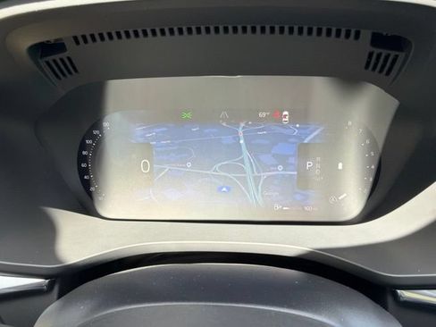 New 2026 Volvo XC60 B5 Plus w/ Protection Package Premier AWD/4WD image 17