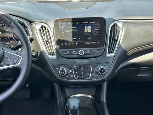 Certified 2024 Chevrolet Malibu LT FWD image 17