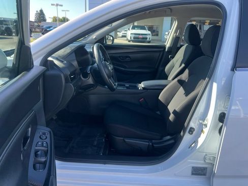 Used 2025 Nissan Sentra S FWD image 25