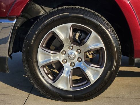 Used 2020 RAM 1500 Laramie AWD/4WD image 12