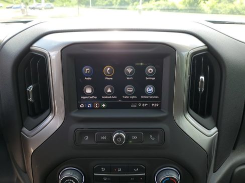 Used 2025 Chevrolet Silverado 1500 Custom AWD/4WD image 27
