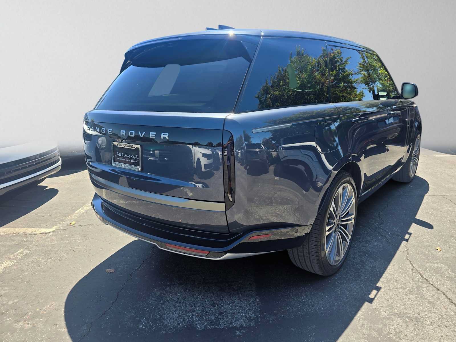 New 2026 Land Rover Range Rover SE AWD/4WD image 5