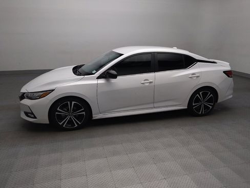 Used 2021 Nissan Sentra SR FWD image 2