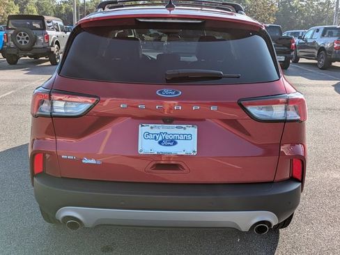 Certified 2022 Ford Escape SEL FWD image 5