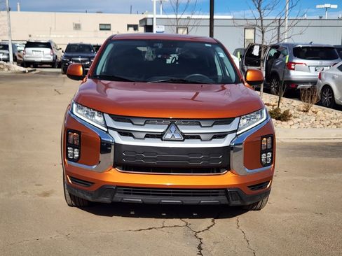 Used 2025 Mitsubishi Outlander Sport ES image 2