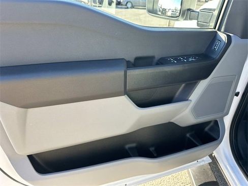 Used 2025 Ford F350 XL w/ FX4 Off-Road Package image 19