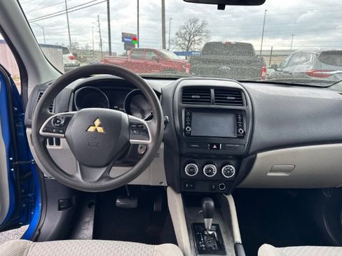 Used 2018 Mitsubishi Outlander Sport ES image 16