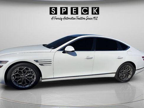 Used 2022 Genesis G80 2.5T w/ Prestige Package image 3