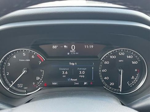 Used 2025 Cadillac CT4 Sport RWD image 18