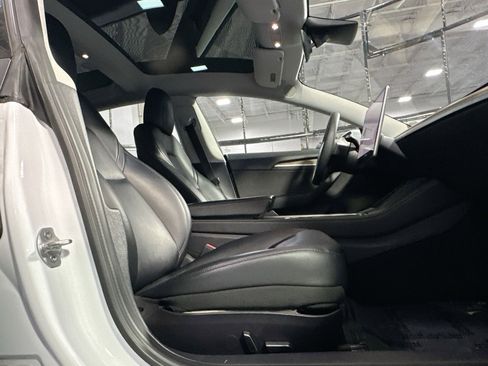 Used 2021 Tesla Model 3 Standard Range Plus image 32