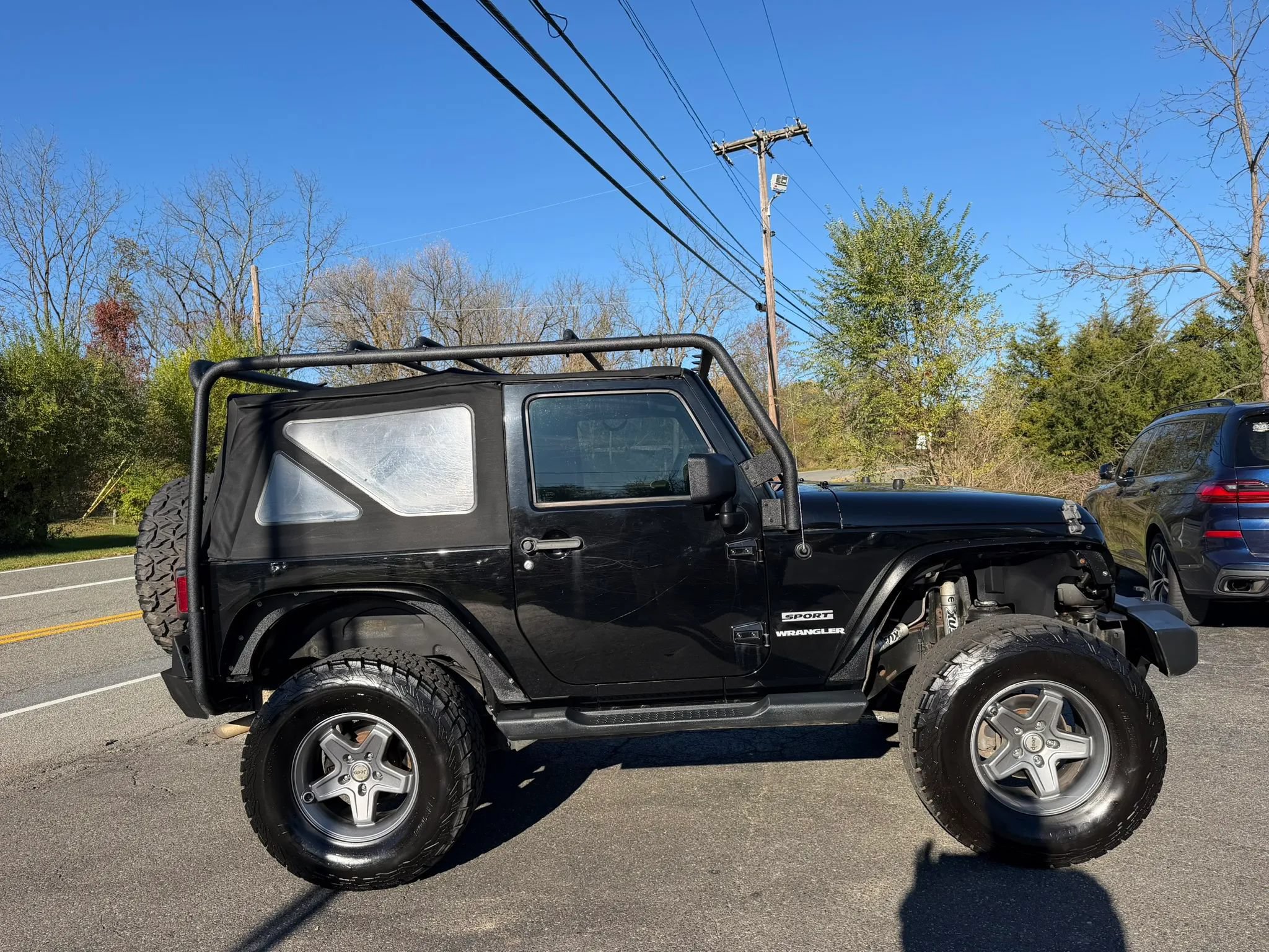 Used 2014 Jeep Wrangler Sport w/ Connectivity Group AWD/4WD image 8