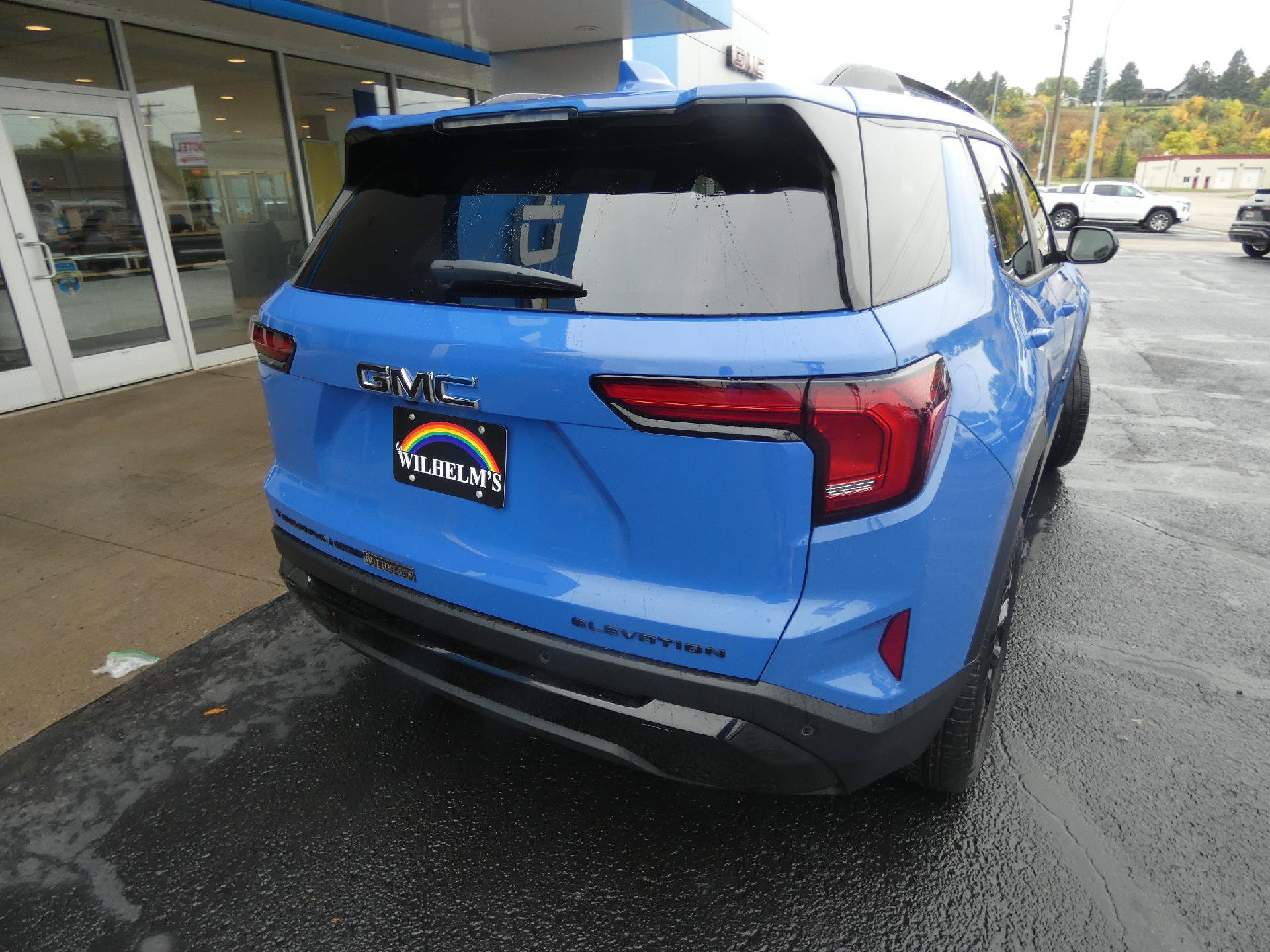New 2027 GMC Terrain Elevation w/ Elevation Premium Package AWD/4WD image 3