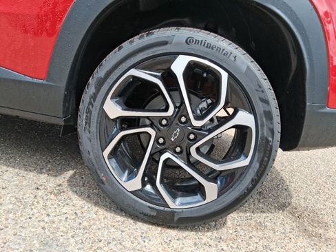 New 2026 Chevrolet Trax RS w/ Driver Confidence Package FWD image 18