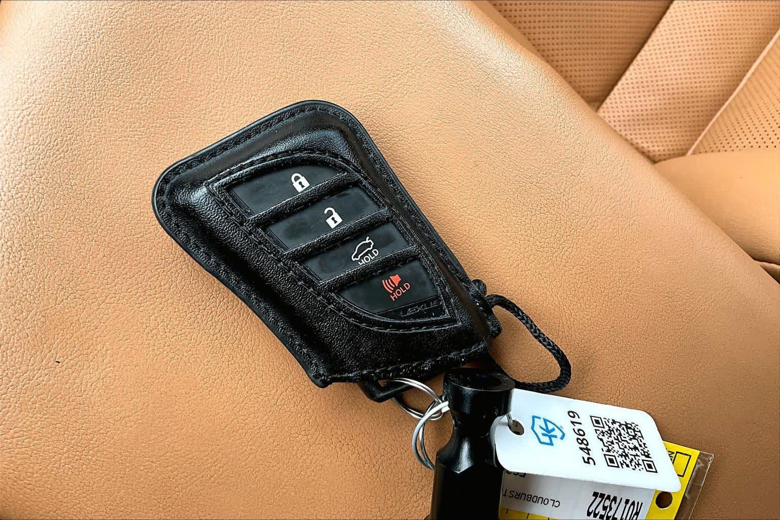 Used 2024 Lexus ES 350 w/ Premium Package FWD image 15