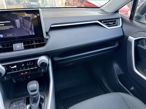 Used 2024 Toyota RAV4 LE image 15