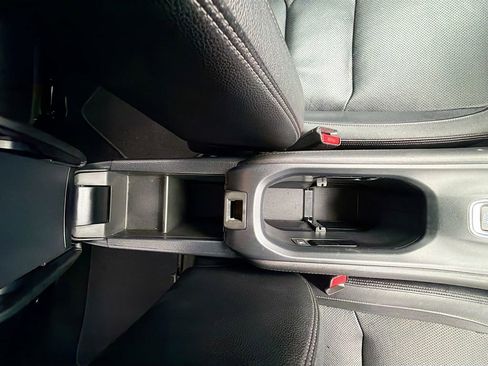 Used 2022 Honda HR-V EX-L image 14