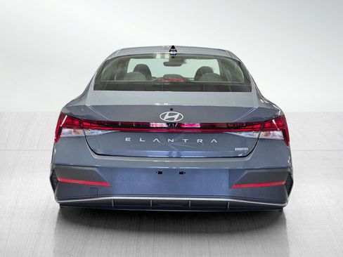 New 2026 Hyundai Elantra Blue image 6