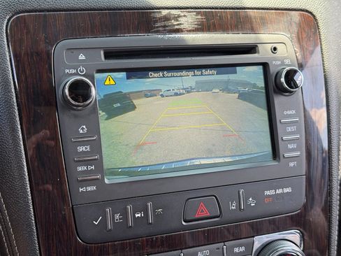 Used 2016 Chevrolet Traverse LTZ AWD/4WD image 26
